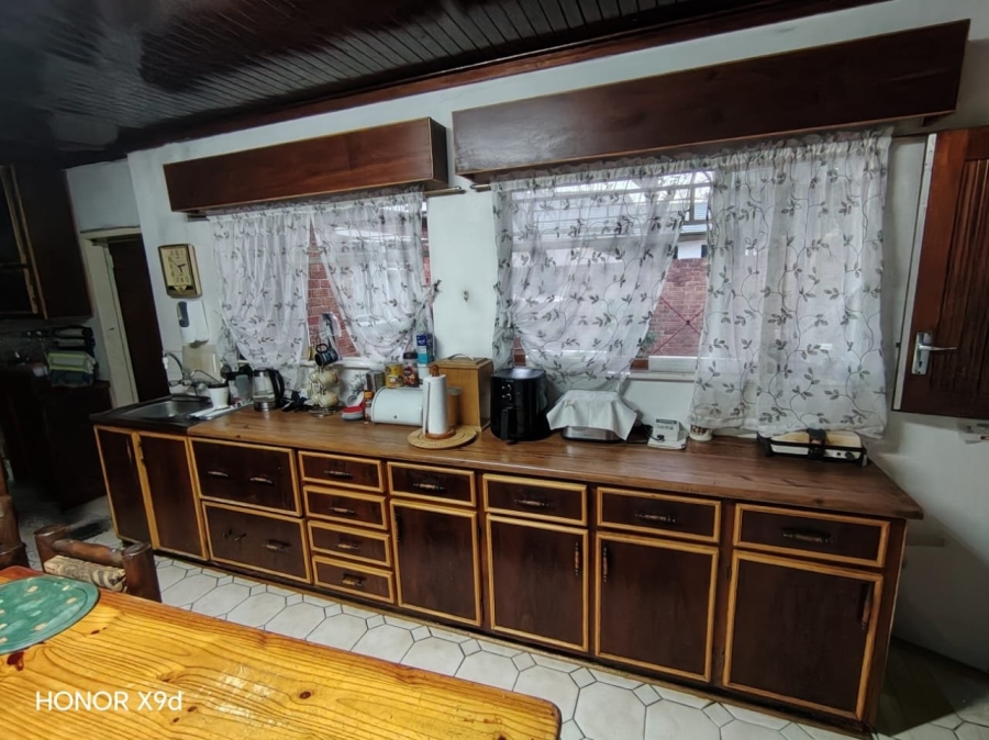 5 Bedroom Property for Sale in Heuwelsig Free State